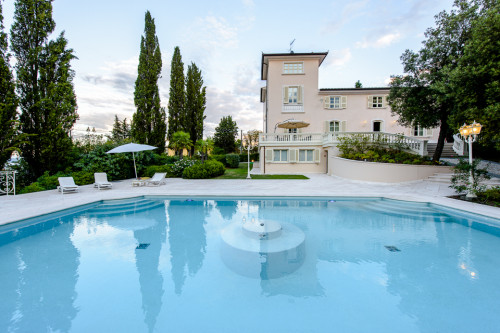 Villa for Sale in Montespertoli