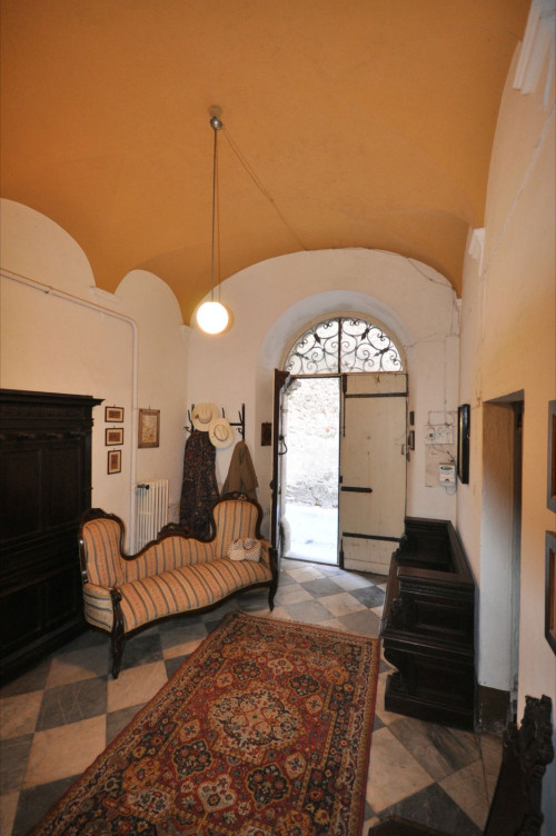 Palazzo in vendita a Scansano (GR)