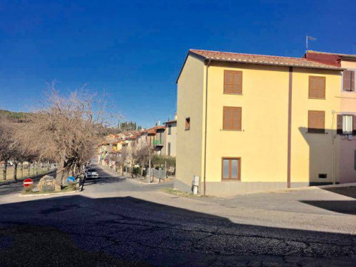 Casa indipendente in vendita a Villa San Giovanni In Tuscia (VT)