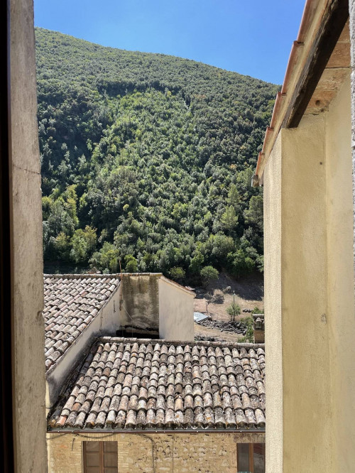 Porzione di casa in vendita a Monterivoso, Ferentillo (TR)