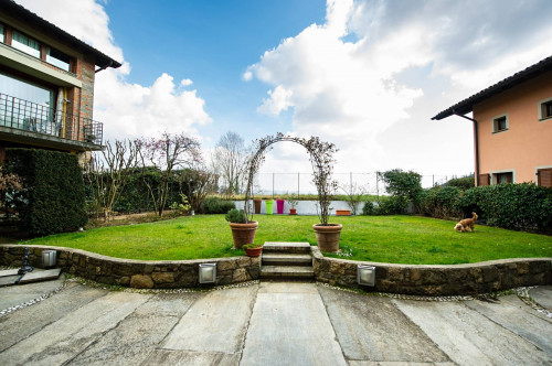 Villa in Vendita a Bergamo