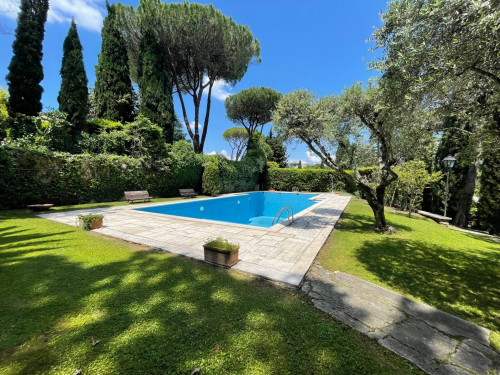 Villa in Vendita a Roma