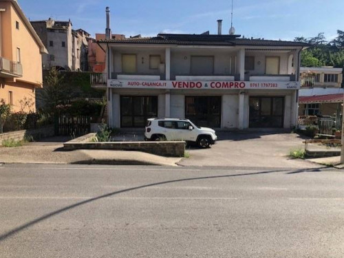 Magazzino in vendita a Vetralla (VT)