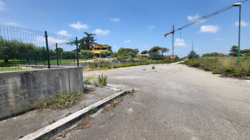 Terreno edificabile in vendita a Santa Procula, Pomezia (RM)