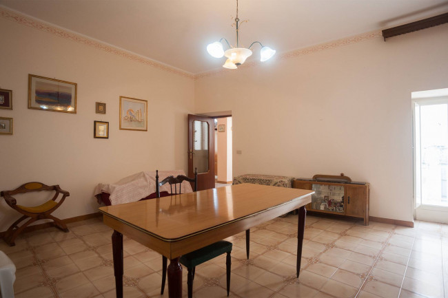 Casa indipendente in vendita a Ruvo Di Puglia (BA)