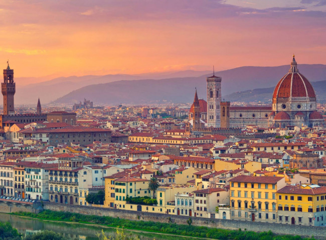Real estate agency to Firenze