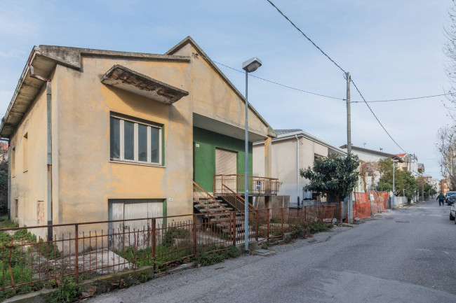 Casa indipendente in vendita a Cattolica (RN)