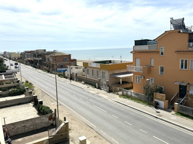 Appartamento in vendita a Marina Di Ardea, Ardea (RM)