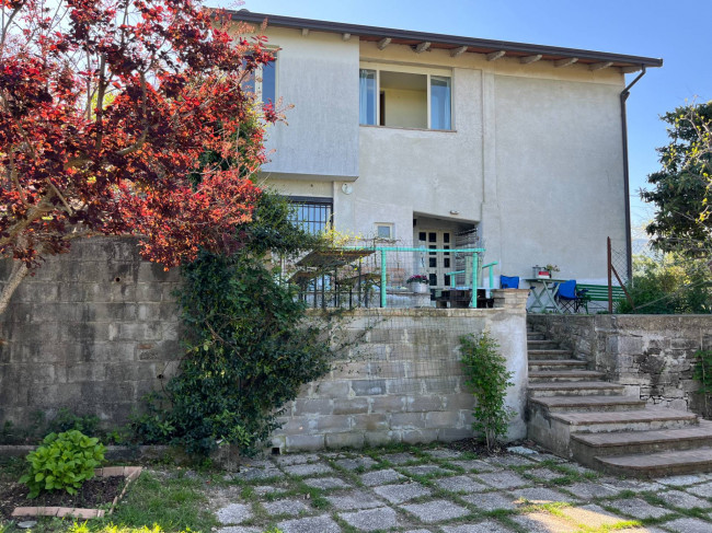 Villa in vendita a Giano Dell'umbria (PG)