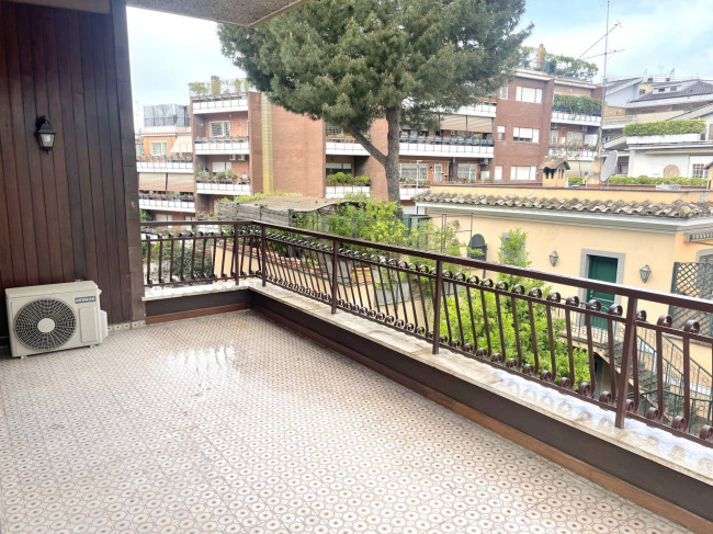 Appartamento in affitto a Fleming, Roma (RM)