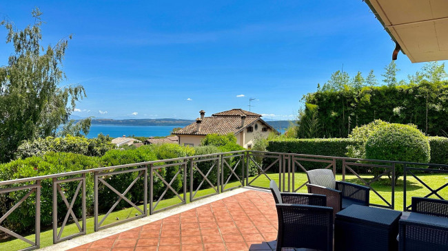 Villa in vendita a Bracciano (RM)