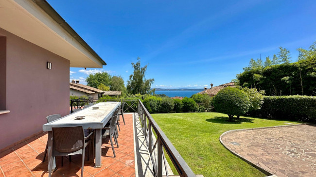 Villa in vendita a Bracciano (RM)