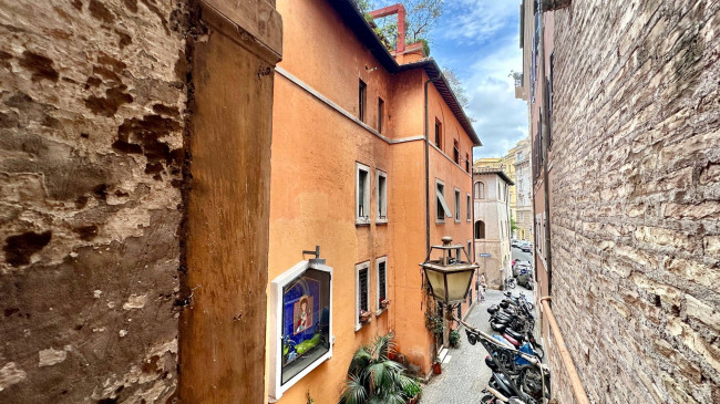 Appartamento in vendita a Centro Storico, Roma (RM)