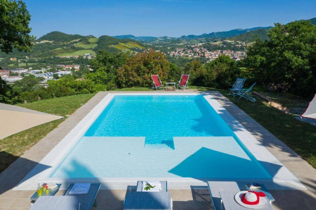 Villa in vendita a Cagli (PU)