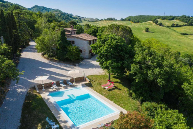 Villa in vendita a Cagli (PU)