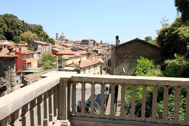 Casa semi-indipendente in vendita a Ronciglione (VT)