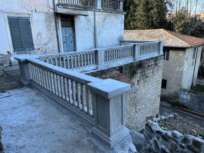 Casa semi-indipendente in vendita a Ronciglione (VT)