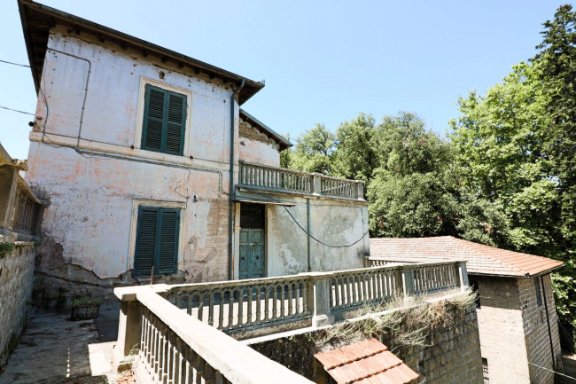 Casa semi-indipendente in vendita a Ronciglione (VT)