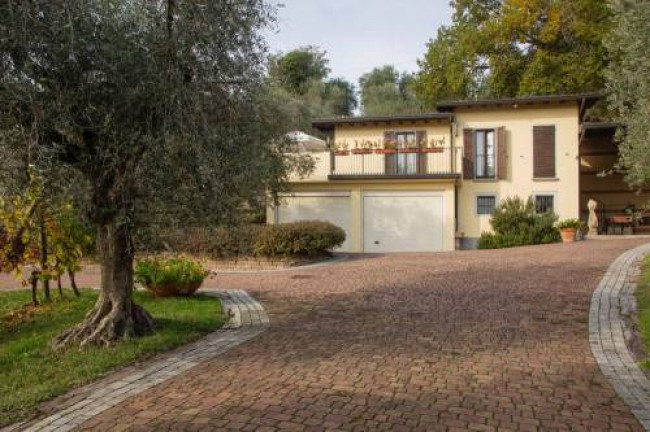 Villa in vendita a Salò (BS)