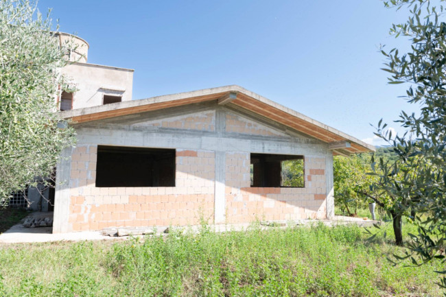 Villa in vendita a Sant'angelo Romano (RM)