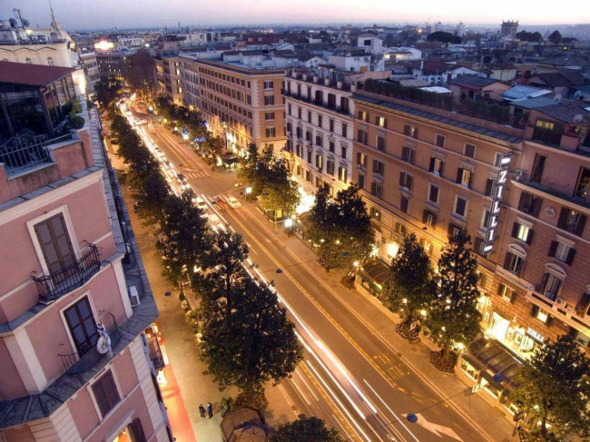 Attività commerciale in vendita a Centro Storico, Roma (RM)