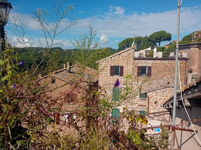 Appartamento in vendita a Sutri (VT)