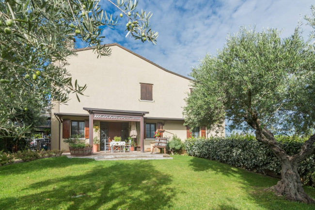 Casa semi-indipendente in vendita a Padulli, Rimini (RN)