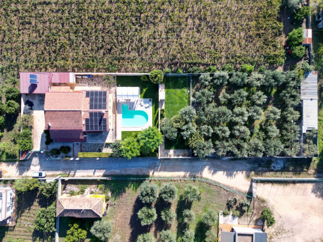 Villa in vendita a Leporano (TA)