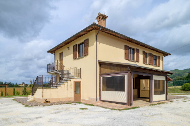 Villa in vendita a Gubbio (PG)