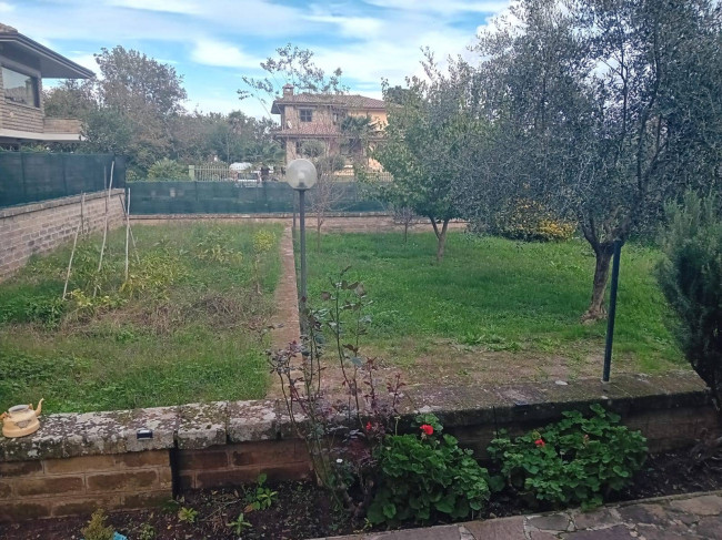 Villa in vendita a Bassano Romano (VT)