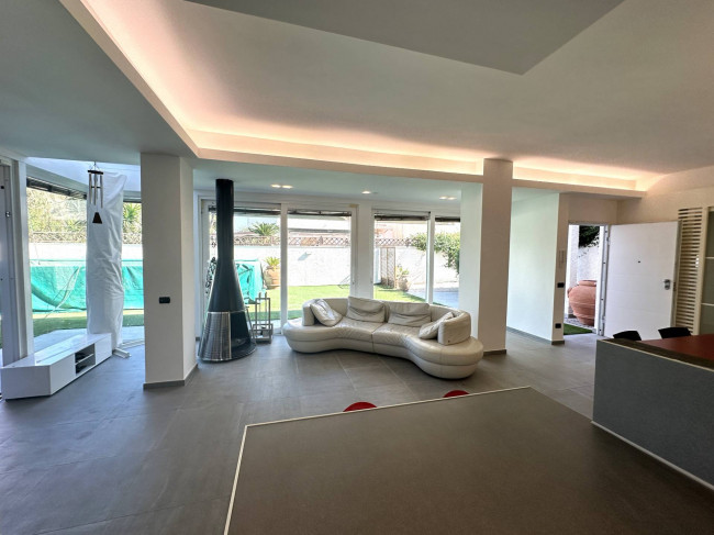 Villa in vendita a Lido Di Tarquinia, Tarquinia (VT)