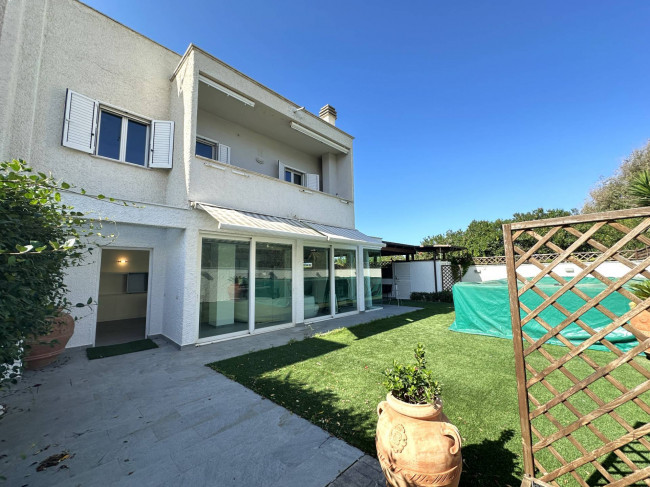 Villa in vendita a Lido Di Tarquinia, Tarquinia (VT)