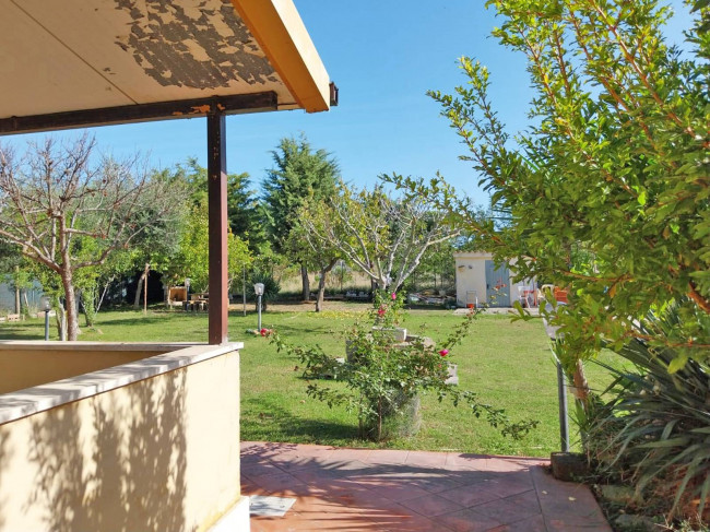 Villa in vendita a Tarquinia (VT)