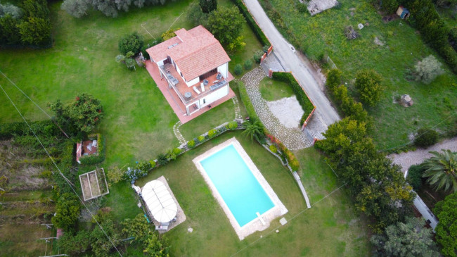 Villa in vendita a Marina Di Campo, Campo Nell'elba (LI)