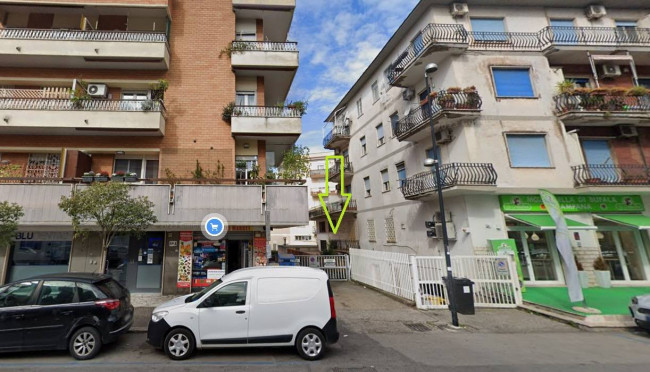 Garage/Box/Posto auto in affitto a Pomezia (RM)