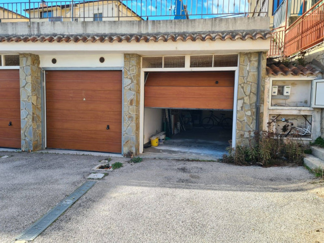 Garage/Box/Posto auto in vendita a Agropoli (SA)