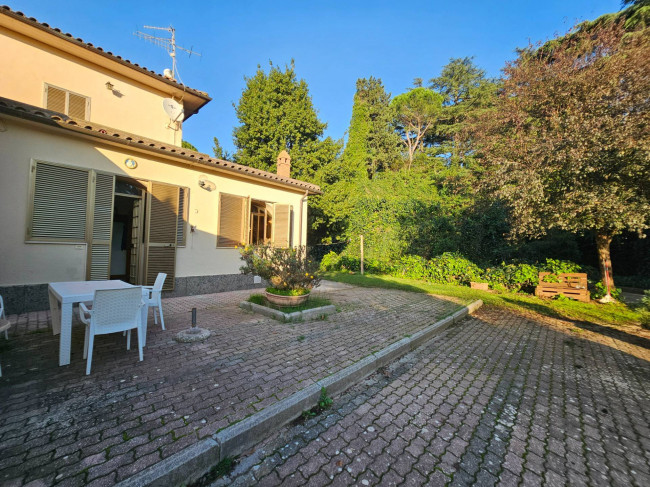 Villa in vendita a Viterbo (VT)