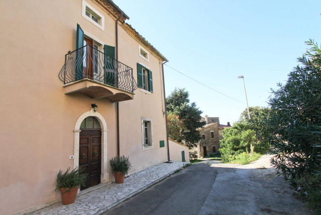 Casa indipendente in vendita a Poggio Murella, Manciano (GR)