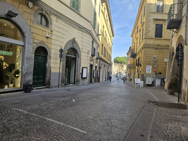 Fondo commerciale in affitto a Viterbo (VT)