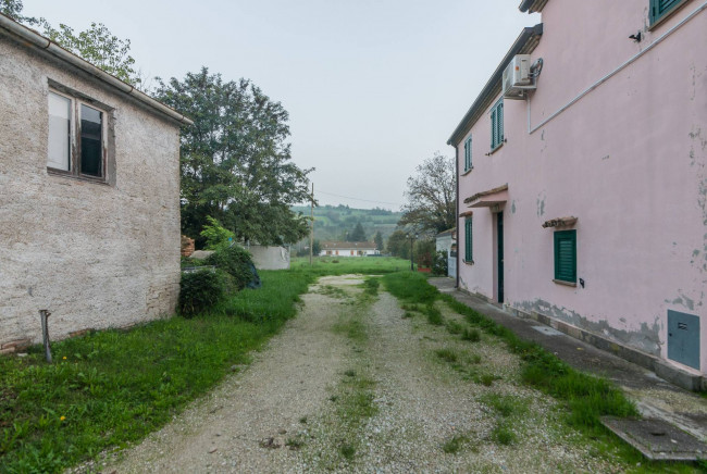 Rustico in vendita a San Giovanni In Marignano (RN)