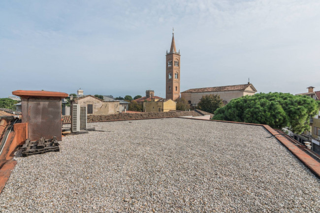 Fondo commerciale in vendita a Cattolica (RN)