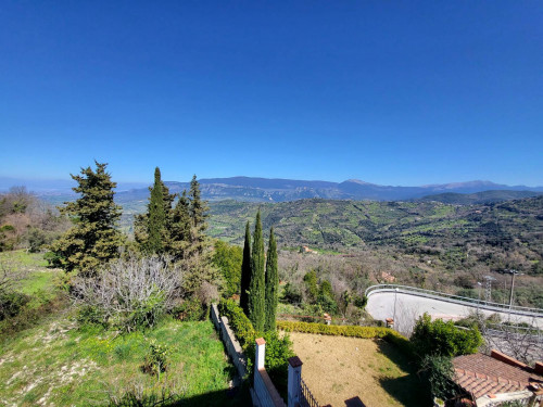 Villa in vendita a Ogliastro Cilento (SA)