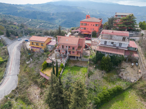 Villa in vendita a Ogliastro Cilento (SA)