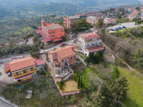 Villa in vendita a Ogliastro Cilento (SA)