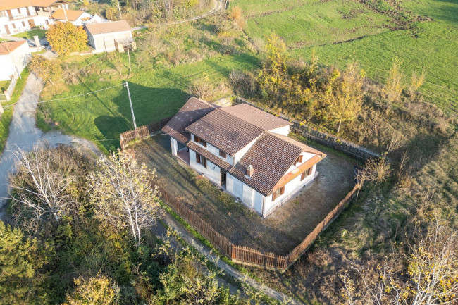 Casa indipendente in vendita a Brusasco (TO)