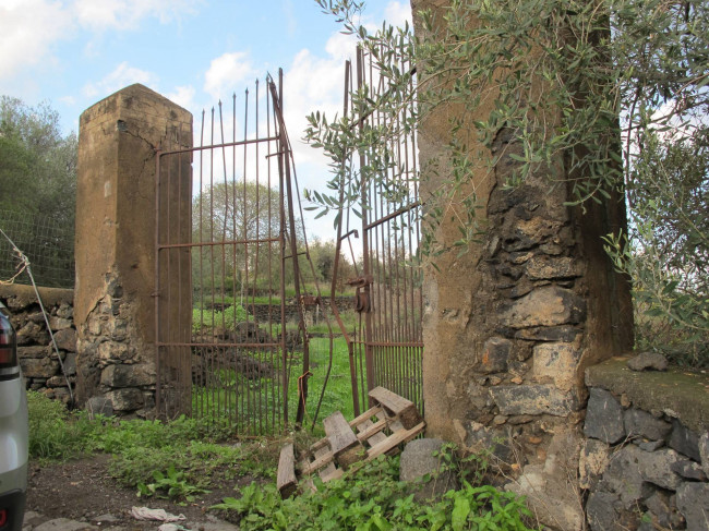 Terreno agricolo in vendita a Cannizzaro, Aci Castello (CT)