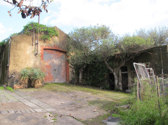 Terreno agricolo in vendita a Cannizzaro, Aci Castello (CT)