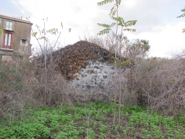 Terreno agricolo in vendita a Cannizzaro, Aci Castello (CT)