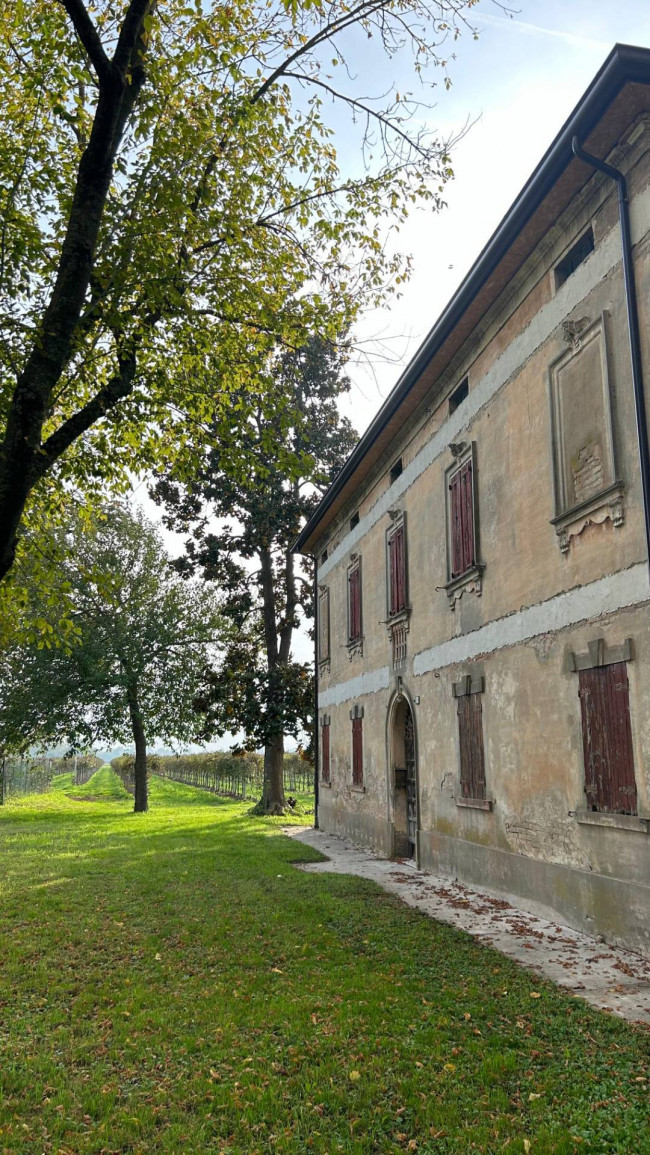 Villa in vendita a Rubiera (RE)