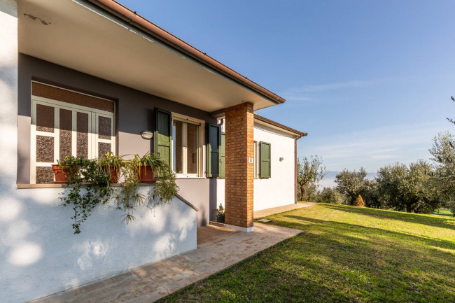 Villa in vendita a Bevagna (PG)